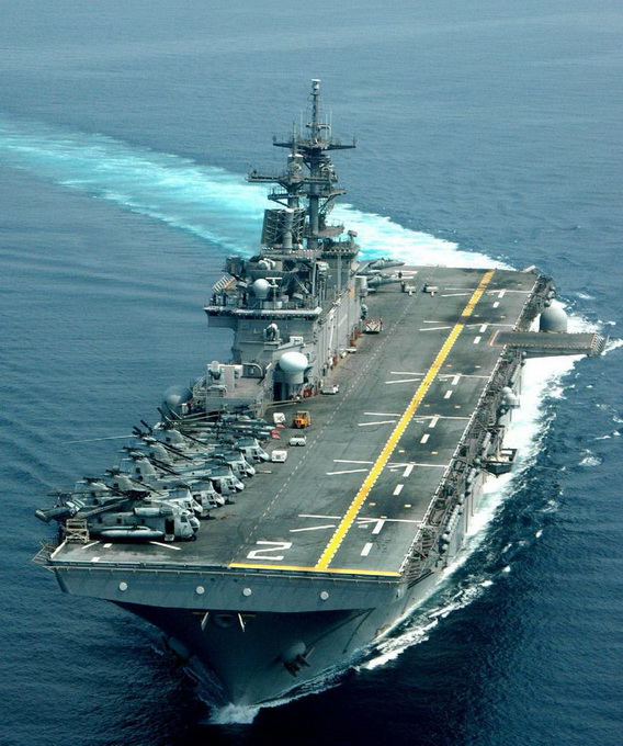 美國(guó)黃蜂級(jí)兩棲攻擊艦的噸位研究，美國(guó)黃蜂級(jí)兩棲攻擊艦噸位深度解析
