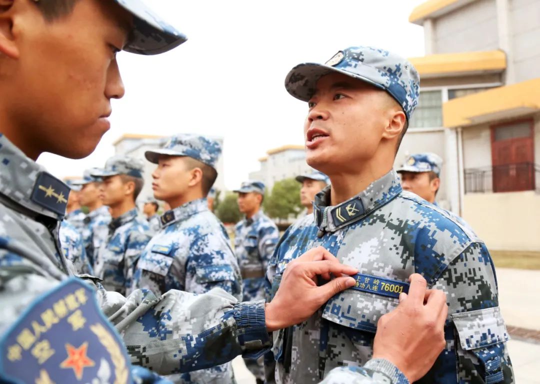 揭秘中國空軍第十五空降兵部隊的番號演變與現(xiàn)代化發(fā)展之路，中國空軍第十五空降兵部隊番號演變與現(xiàn)代化發(fā)展之路揭秘