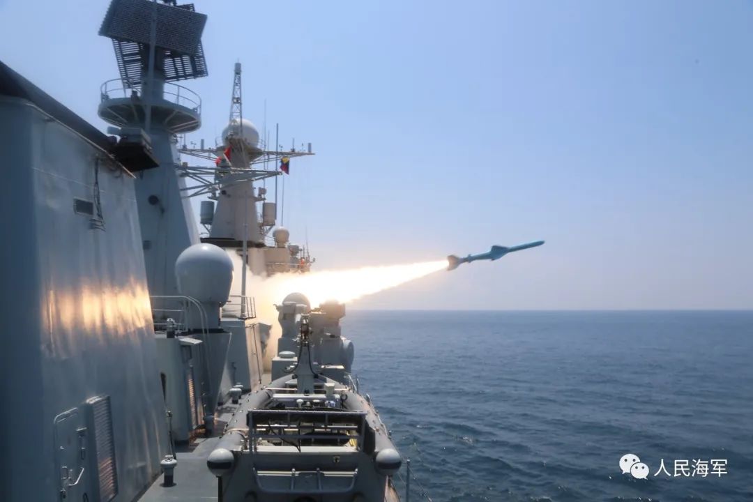 驅(qū)逐艦石家莊，現(xiàn)代海軍力量的杰出代表，現(xiàn)代海軍力量典范，驅(qū)逐艦石家莊亮相展實(shí)力