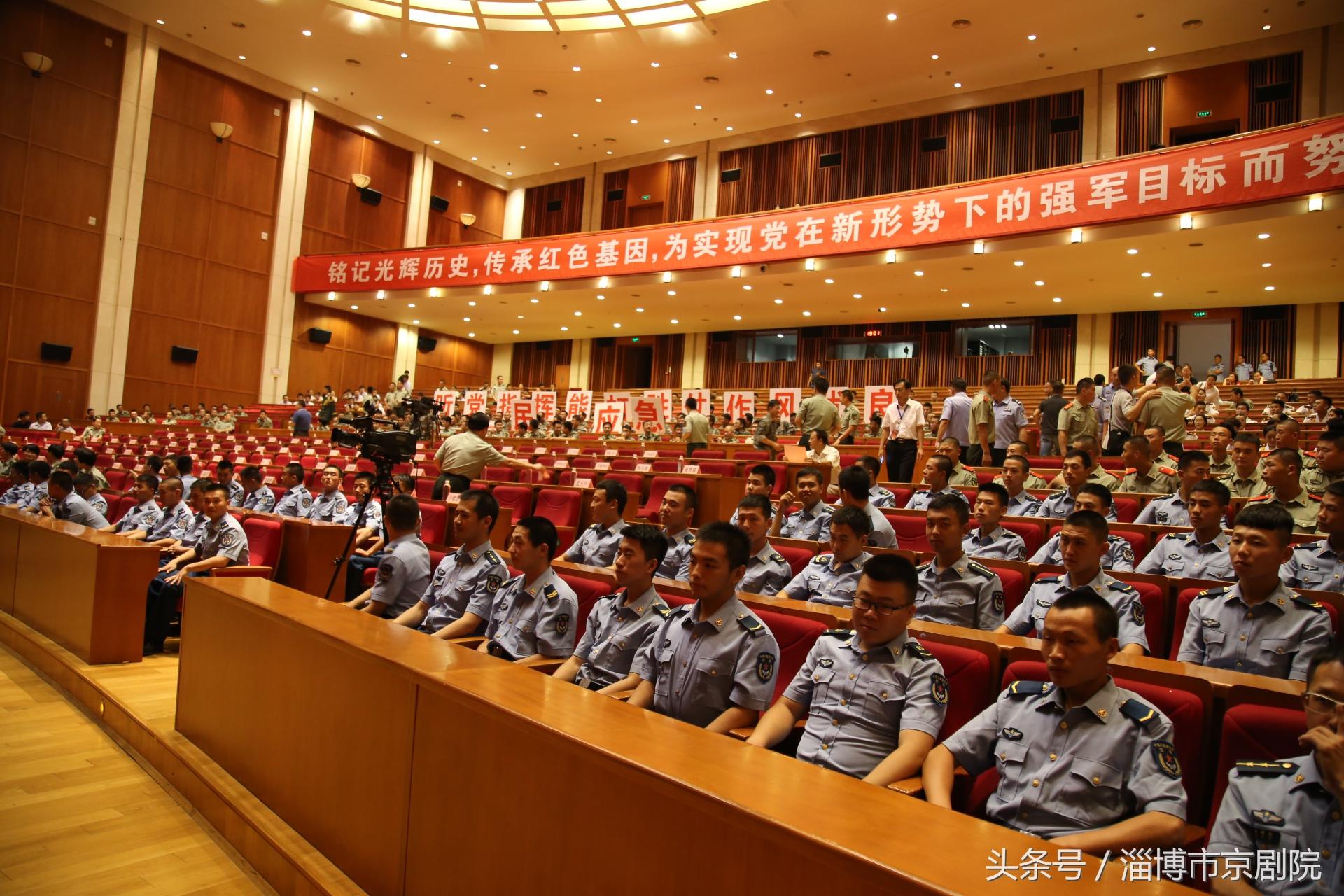 中國(guó)人民解放軍軍旗確定的歷程及其深遠(yuǎn)影響，中國(guó)人民解放軍軍旗確定歷程及其深遠(yuǎn)影響的探究