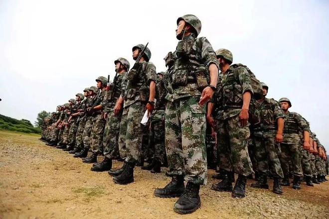 女生參軍，走向未來(lái)的力量之源——2023年的新篇章，女生參軍，走向未來(lái)的力量之源——開啟新篇章的勇敢之旅