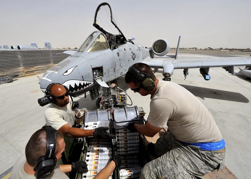 美國空軍現(xiàn)役主力戰(zhàn)機概覽，美國空軍現(xiàn)役主力戰(zhàn)機全景解析