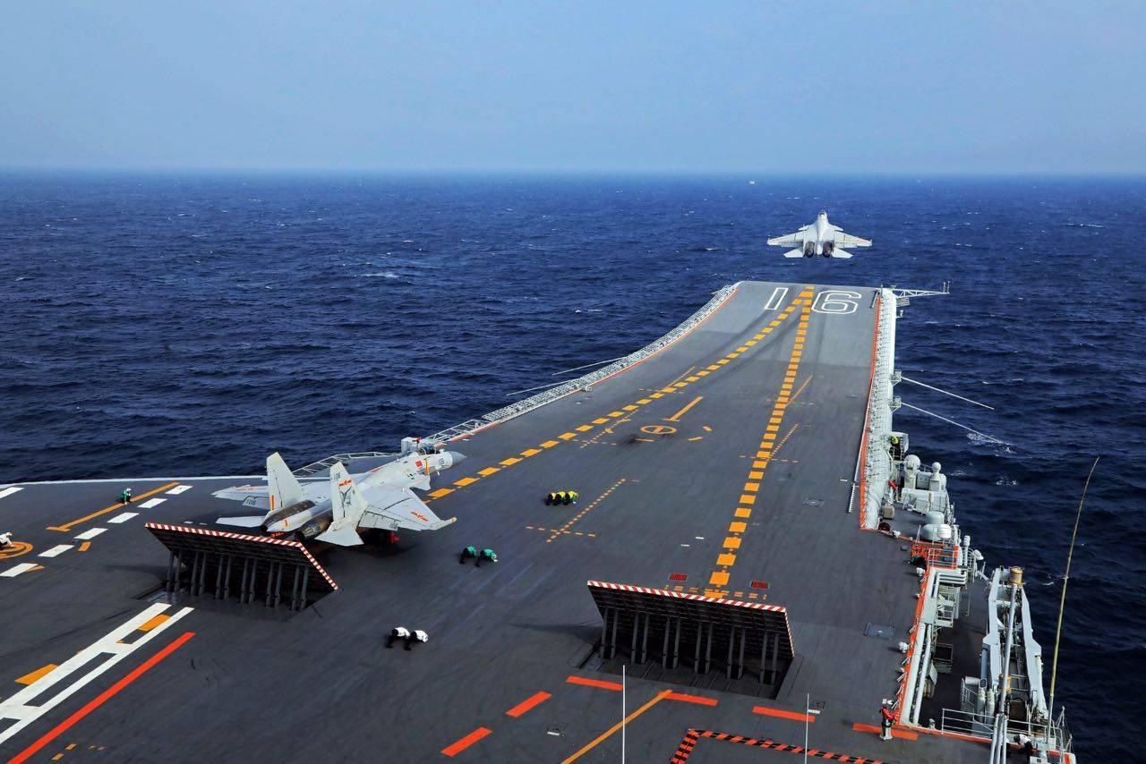 航空母艦，多少人工作的壯麗海洋巨獸，航空母艦，壯麗海洋巨獸背后的辛勤付出與智慧結晶