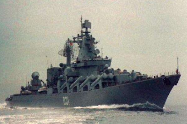 現(xiàn)代戰(zhàn)艦光榮級瓦良格號價格探究，現(xiàn)代戰(zhàn)艦光榮級瓦良格號價格深度解析