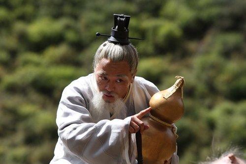 神算劉伯溫三期必一肖，預(yù)測背后的智慧與傳奇，劉伯溫三期必出一肖，預(yù)測背后的智慧與傳奇故事