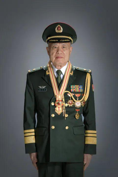 八一勛章的獎勵情況，榮耀與肯定，八一勛章，榮耀與肯定的象征