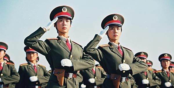 大學(xué)生報(bào)考軍校的要求與條件，大學(xué)生報(bào)考軍校的要求與資格詳解