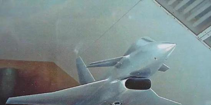 殲-10戰(zhàn)斗機外形簡介，殲-10戰(zhàn)斗機外形概覽與特點簡介