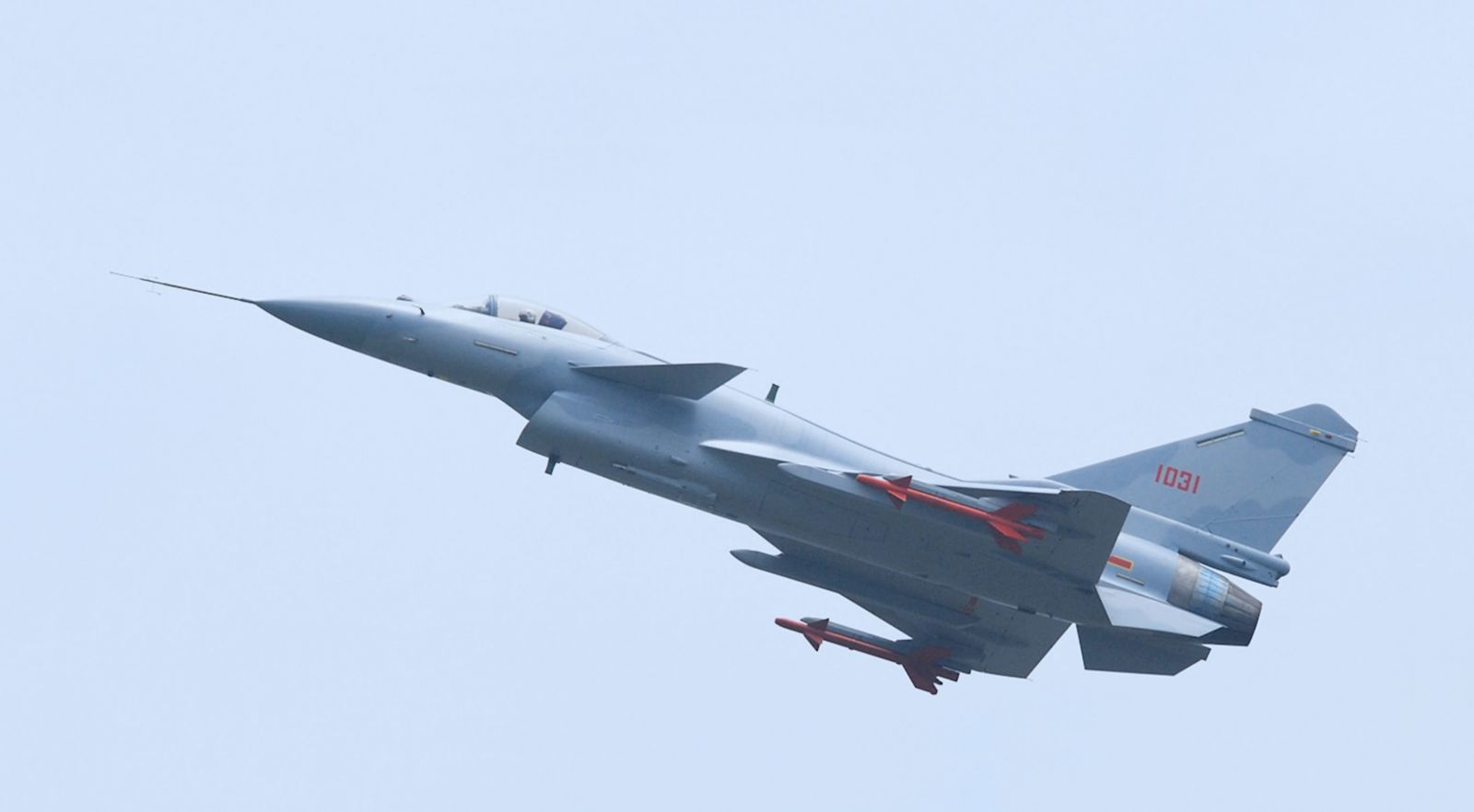 殲-10戰(zhàn)斗機，五座之榮耀與力量展現(xiàn)，殲-10戰(zhàn)斗機，五座之榮耀與力量展現(xiàn)的空中傳奇