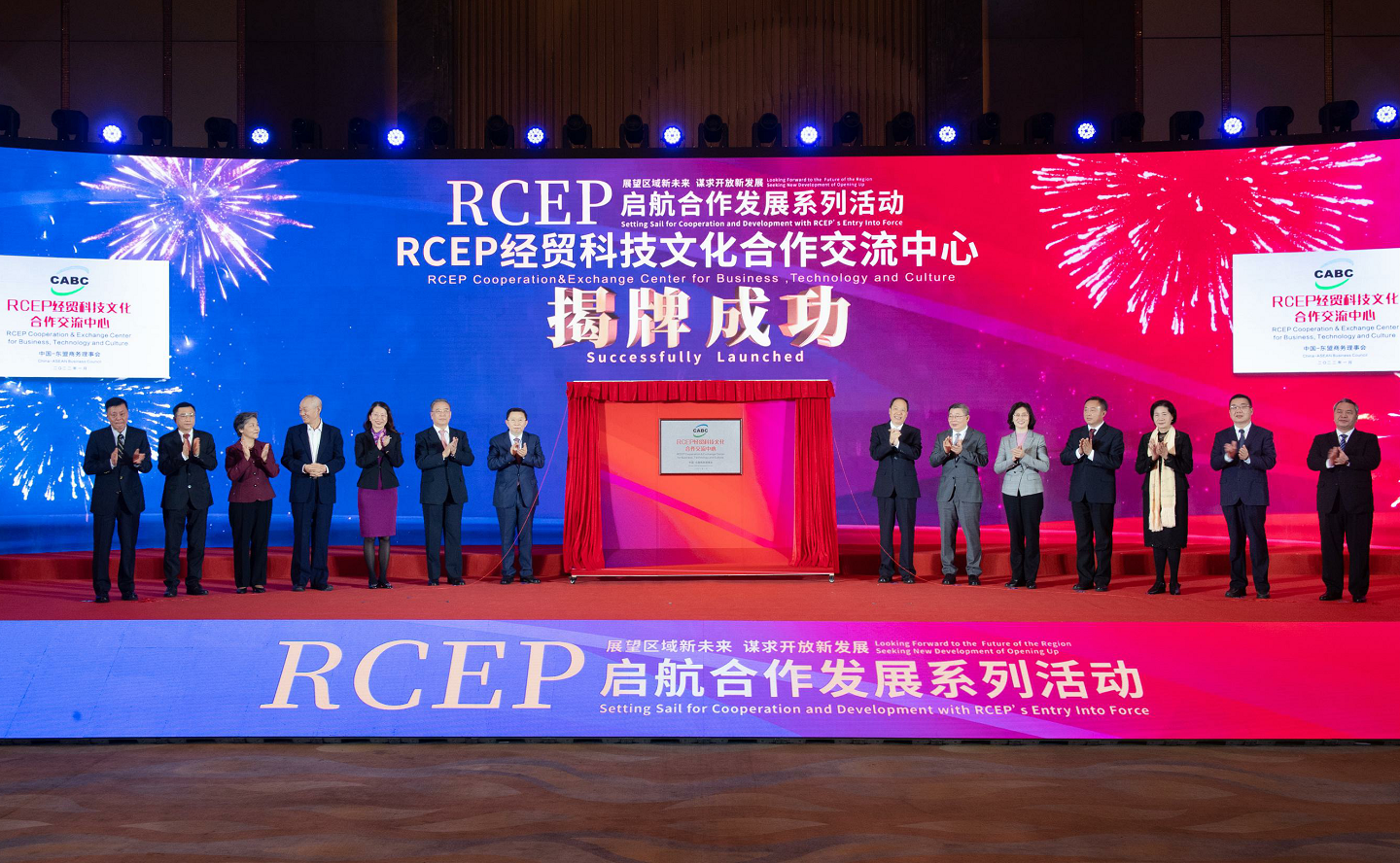 重大國內與國際時事新聞深度解析，全球時事熱點深度解析，國內與國際要聞綜述