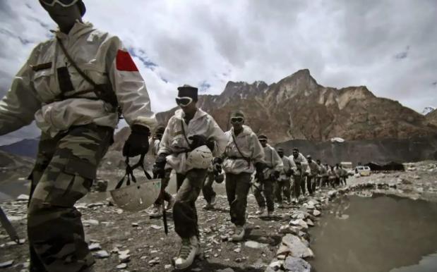 哨所的日常，幾個(gè)人，一份堅(jiān)守，哨所的日常，孤獨(dú)中的堅(jiān)守與責(zé)任