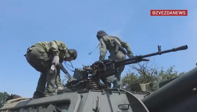 俄軍成功摧毀美制M777榴彈炮，現(xiàn)代戰(zhàn)場(chǎng)上的技術(shù)較量與戰(zhàn)略勝利，俄軍摧毀美制M777榴彈炮，技術(shù)較量與戰(zhàn)略勝利的現(xiàn)代戰(zhàn)場(chǎng)展示