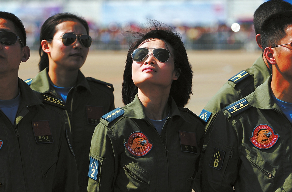 殲十飛行員，藍(lán)天之上的英勇戰(zhàn)士，殲十飛行員，藍(lán)天之上的英勇戰(zhàn)士傳奇