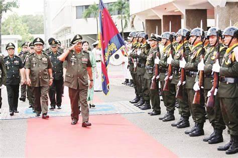 軍迷設(shè)計軍銜，重塑軍隊榮譽與力量的構(gòu)想，軍迷重塑軍隊榮譽與力量的軍銜構(gòu)想