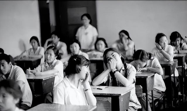 女兵體檢，2020年的重要時(shí)刻，女兵體檢，記錄重要時(shí)刻的2020年