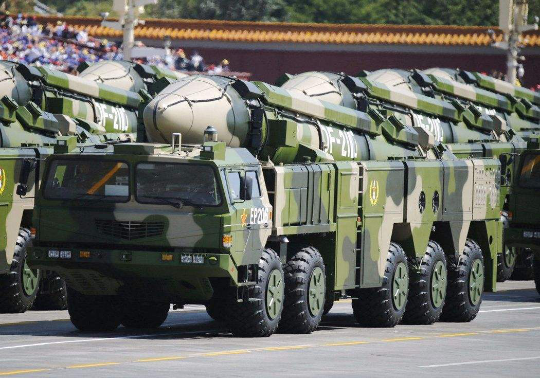東風(fēng)導(dǎo)彈，中國國防力量的驕傲——百度百科解讀，東風(fēng)導(dǎo)彈，中國國防力量的璀璨明珠——百度百科權(quán)威解讀