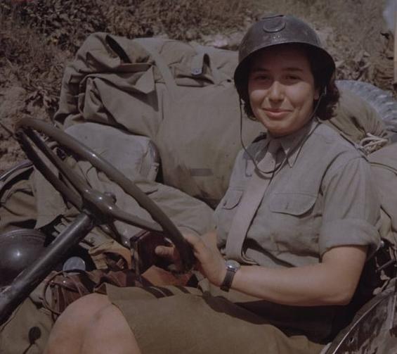 女兵人開洞和不開洞的區(qū)別，深度探討與理解，女兵人開洞與不開洞的區(qū)別，深度解析與探討