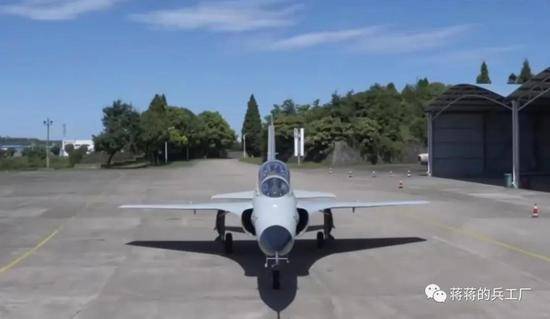 FTC-2000G戰(zhàn)機(jī)，探索現(xiàn)代空中力量的杰出代表，F(xiàn)TC-2000G戰(zhàn)機(jī)，現(xiàn)代空中力量的璀璨明星